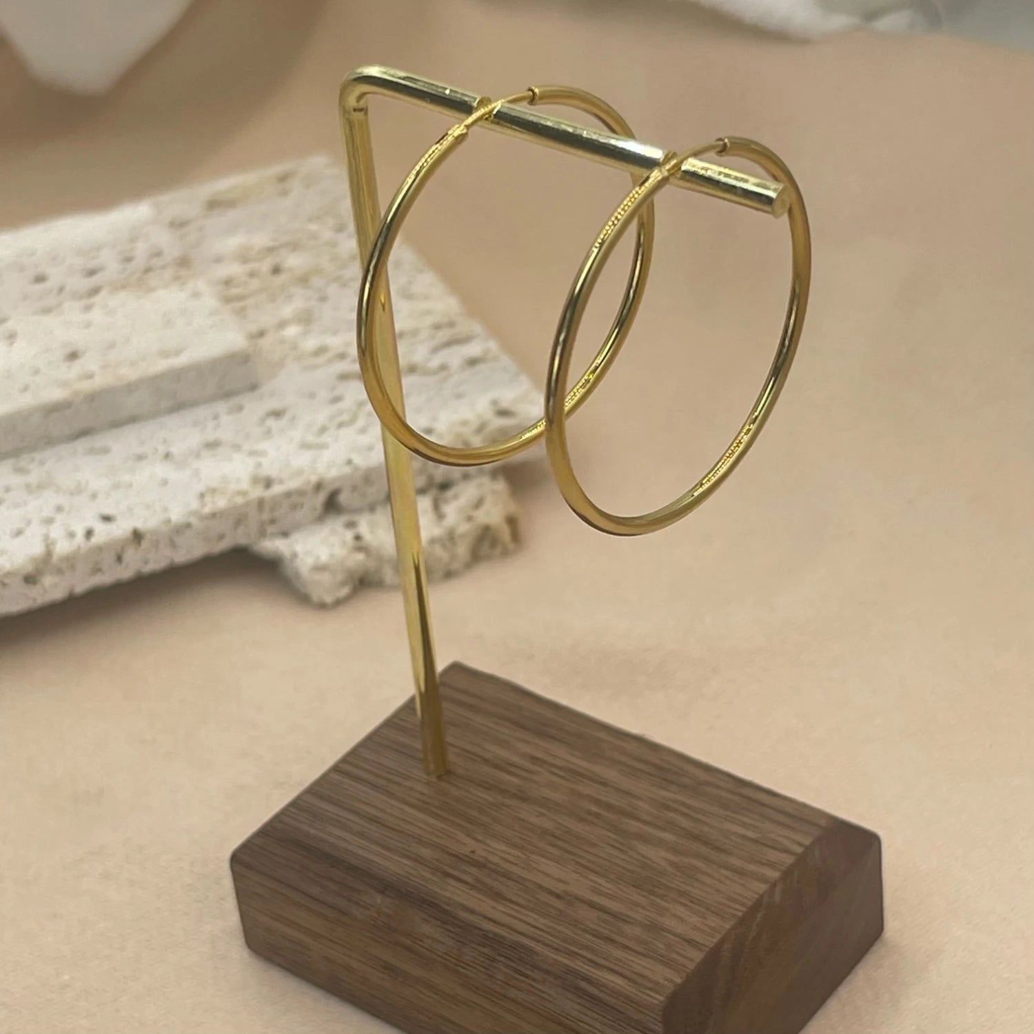 Sleek Orbit Hoops