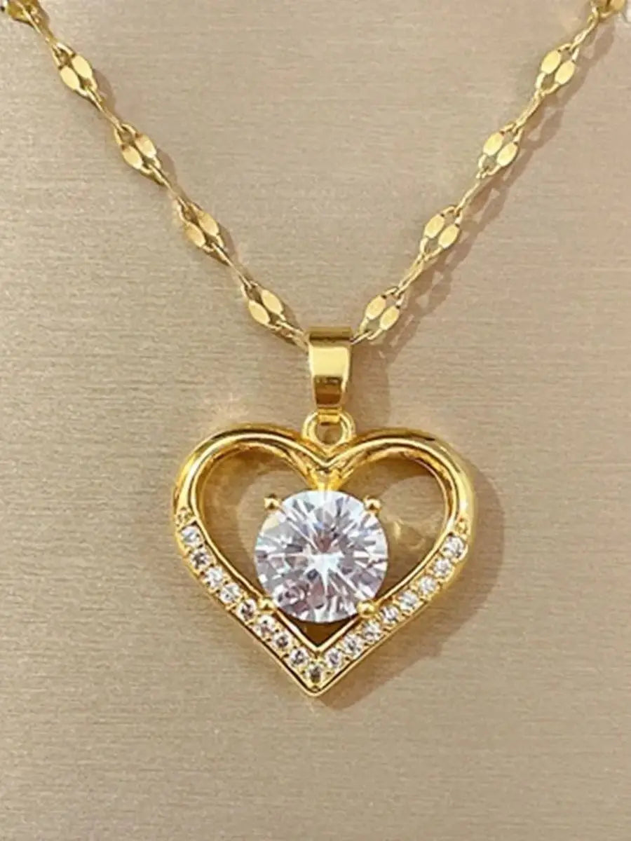 Amora Lips & Heart Necklace